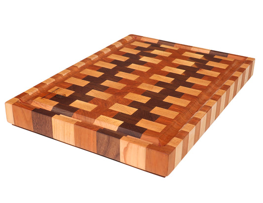 Tabla de grano final, con canal de jugos · Butcher's Block